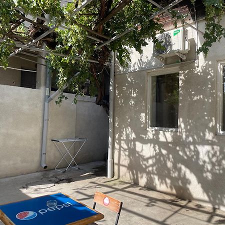 Apartment In The City Center With The Garden Erivan Dış mekan fotoğraf